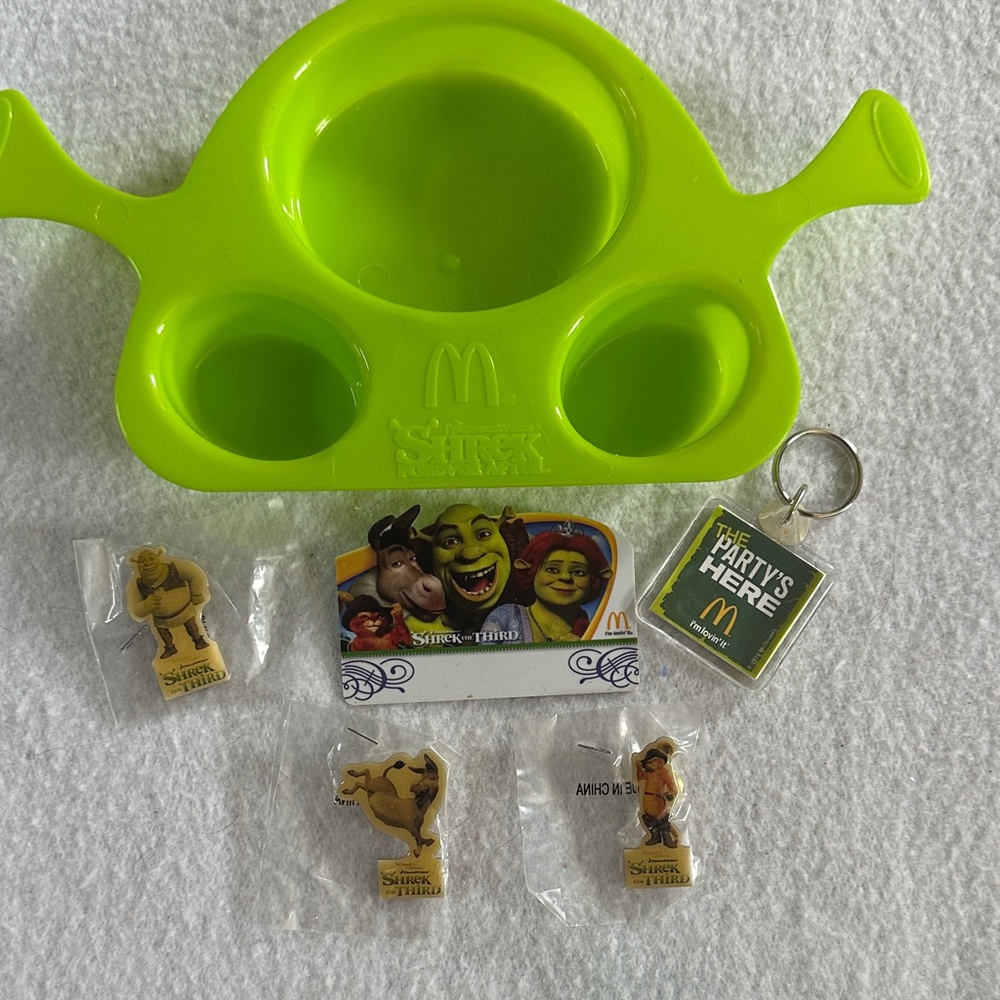 McDonald's Shrek Party Set with Green Tray